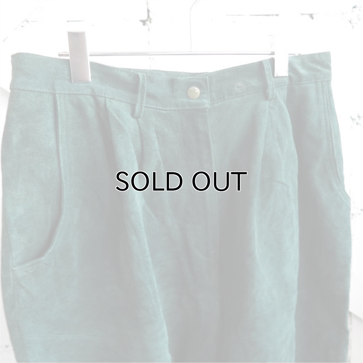 画像5: 1980-90's "AUGUST MAX" Pig Suede Leather Tuck Shorts　DARK GREEN　size W32~35INCH (5)