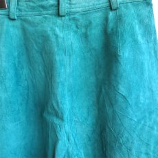 画像6: 1980-90's "DON'T STOP" Pig Suede Leather Tuck Shorts　TURQUOISE BLUE　size W31INCH (6)