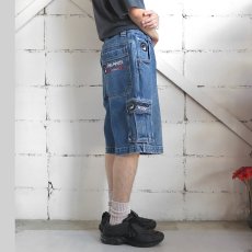 画像4: 1990's "FUBU JEANS" Baggy Fit Denim Cargo Shorts　BLUE DENIM　size W34INCH (4)