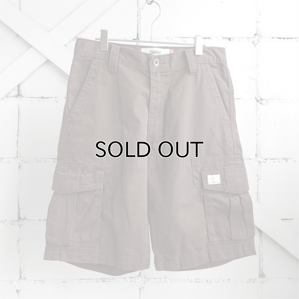 画像1: "Levi's" Chino Cargo Shorts　BROWN　size W34INCH (1)