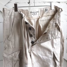 画像5: "Abercrombie & Fitch" Chino Cargo Shorts　IVORY　size W34INCH (5)