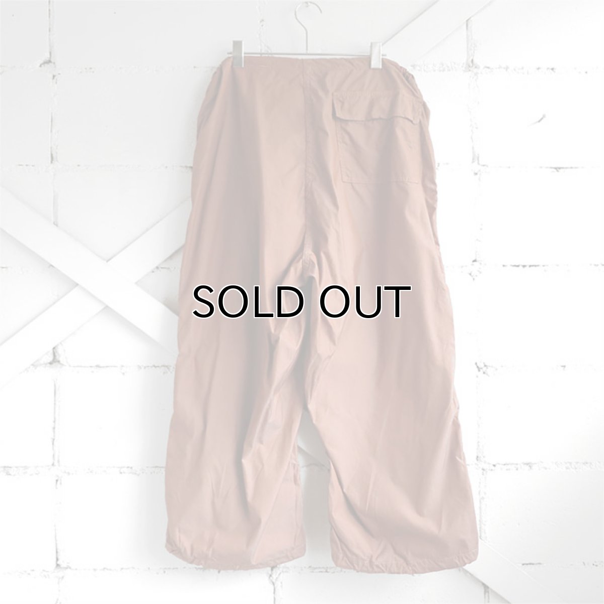 画像2: 1990's U.S. ARMY Snow Camouflage Over Trousers  -Over Dyed-　LIGHT BROWN　size MEDIUM-SHORT (2)