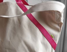 画像3: Riprap "A TOTE" -STUDIO MADE-　color NATURAL/FUCHSIA　size MEDIUM, LARGE (3)