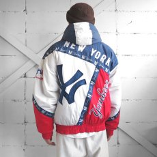 画像4: 1990's PRO PLAYER "NEW YORK YANKEES" Stadium Puffer  Jacket　NAVY/WHITE/RED　size LARGE (4)