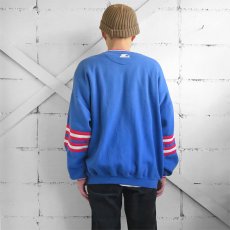 画像4: 1990's STARTER "KANSAS UNIV." Patched Sweat Shirt　BLUE　size XXL (4)