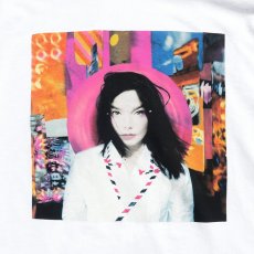 画像2: NEW "Bjork" -POST- Art Work Print T-Shirt　WHITE　size M, L, XL (2)