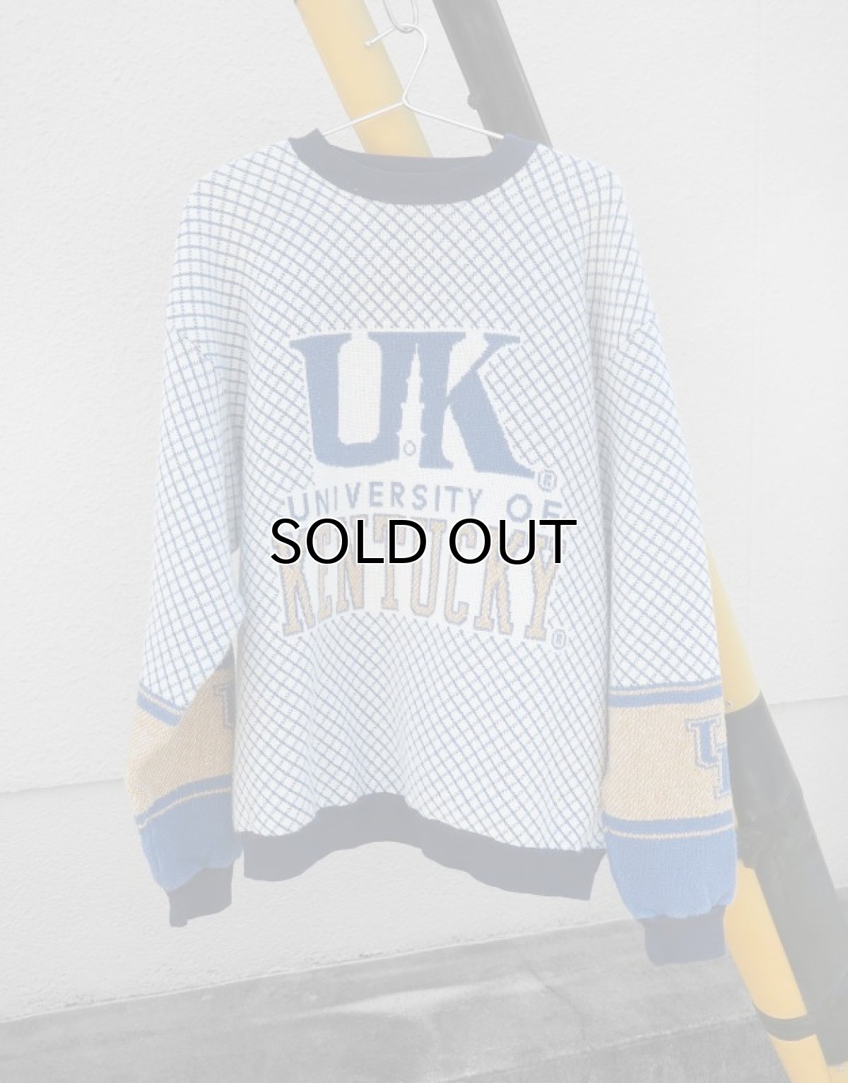 画像1: 1980-90's "UNIVERSITY OF KENTUCKY" Cotton Knit Pullover Jumper　size XXL (1)