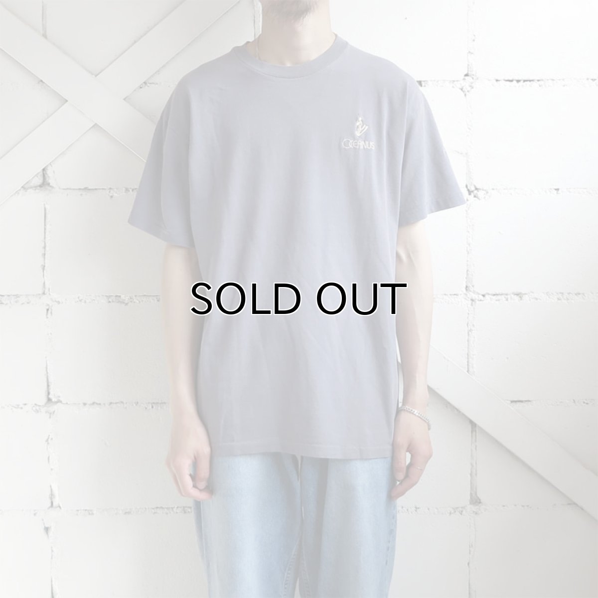 画像2: 1990's "OCEANUS" One Point Logo T-Shirt　GREY　size M-L (2)