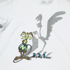 画像4: 1990's "LOONEY TUNES" Character Print T-Shirt　WHITE　size M-L (4)