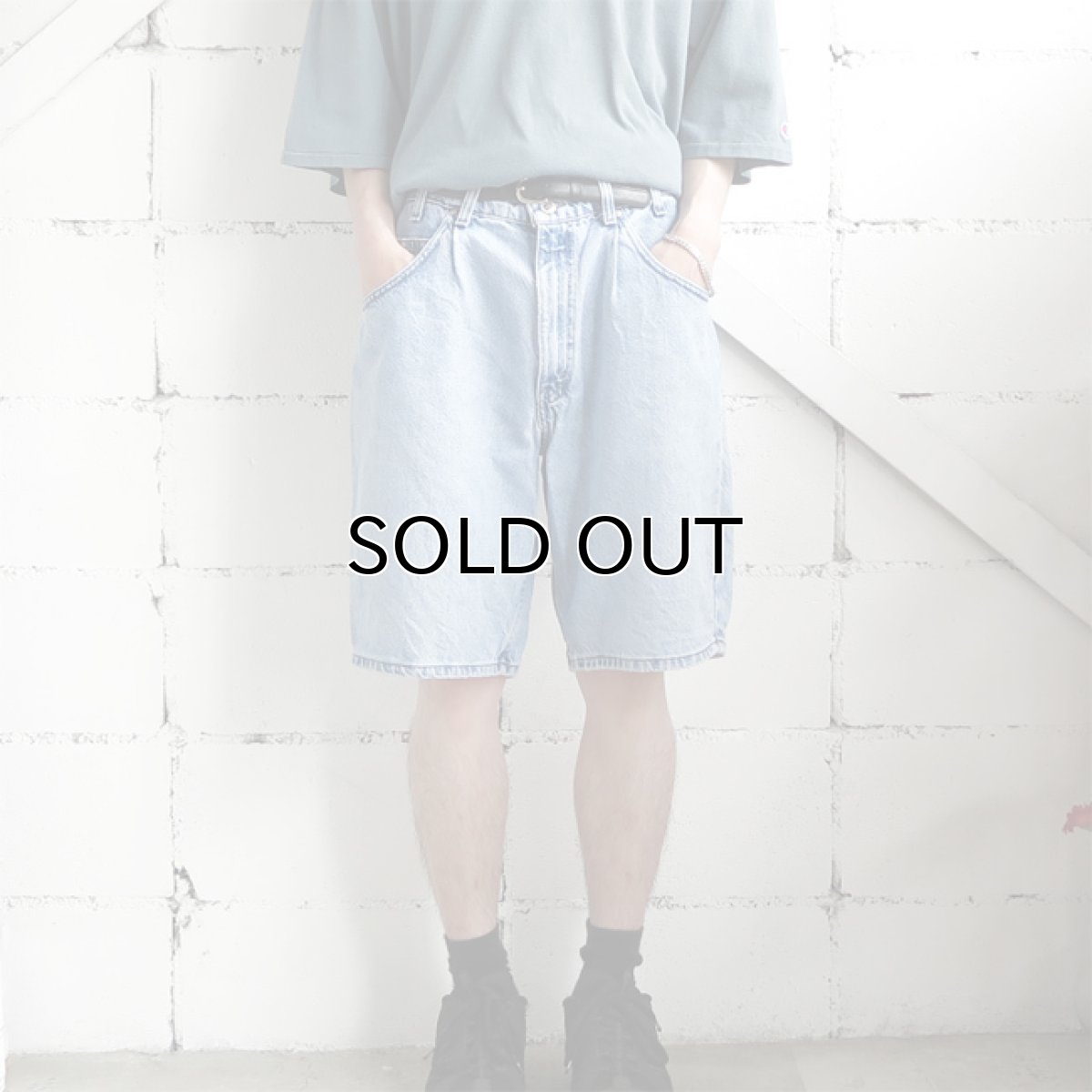 画像2: 1990's Levi's "SILVER TAB" Relaxed Fit Denim Shorts　BLUE DENIM　size W33INCH (2)