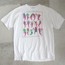 画像1: 1990's "Red Hot Silly Peppers" Print T-Shirt　WHITE　size XL-XXL (1)