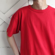 画像4: 1980's "Champion" All Cotton T-Shirt　-Solid Color-　RED　size M-L (4)