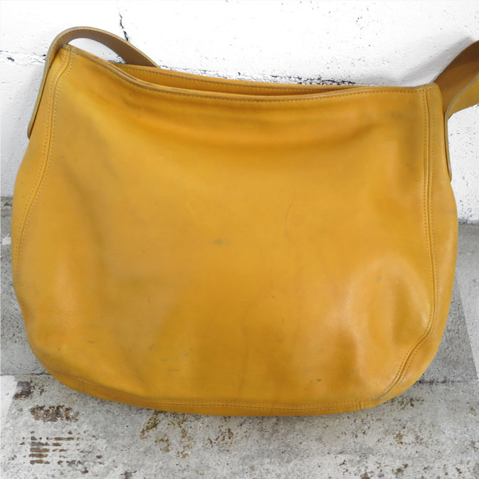 1990's~ OLD COACH Leather Shoulder Bag 　MUSTARD